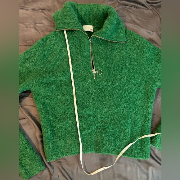 Aritzia Wool Gwyneth Sweater - Picture 4 of 8